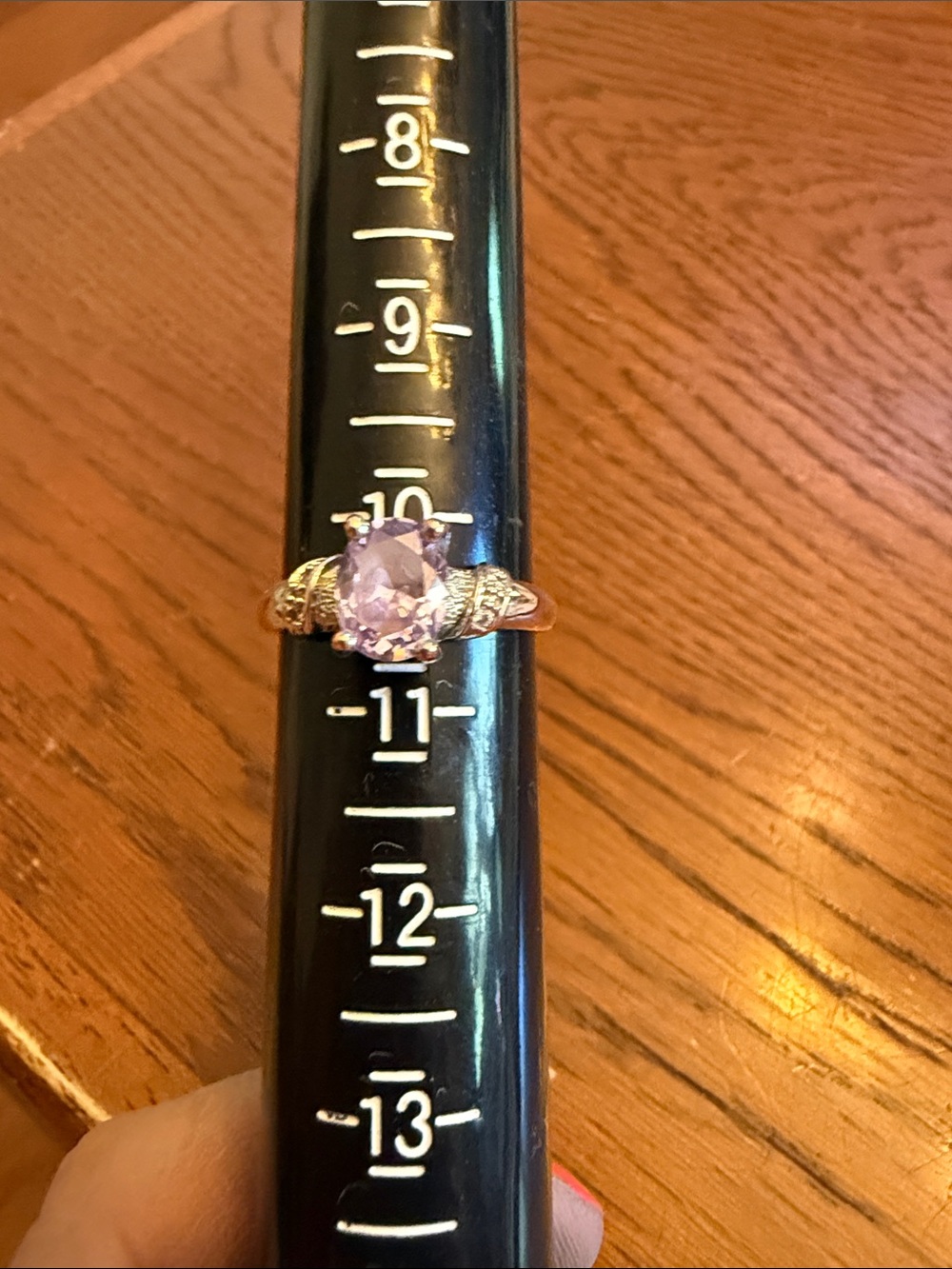Source Unknown Gold Ring with Light Purple Oval Stone and Clear Accents